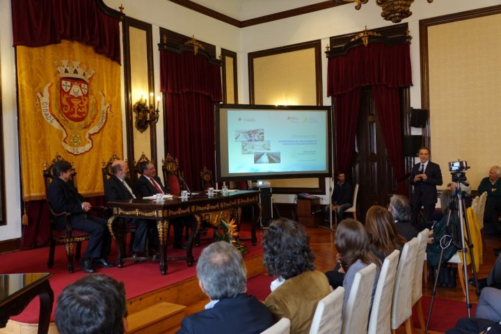 Muros de sustentao 176 Medium